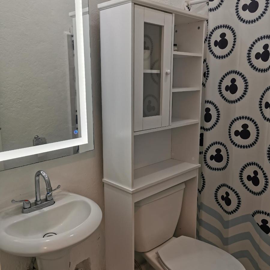 Comfy 2Bedroom Minutes From Downtown & Fast Wi-Fi Zihuatanejo Kültér fotó