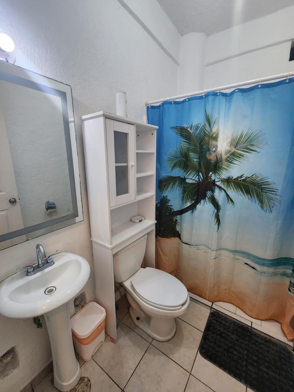 Comfy 2Bedroom Minutes From Downtown & Fast Wi-Fi Zihuatanejo Kültér fotó
