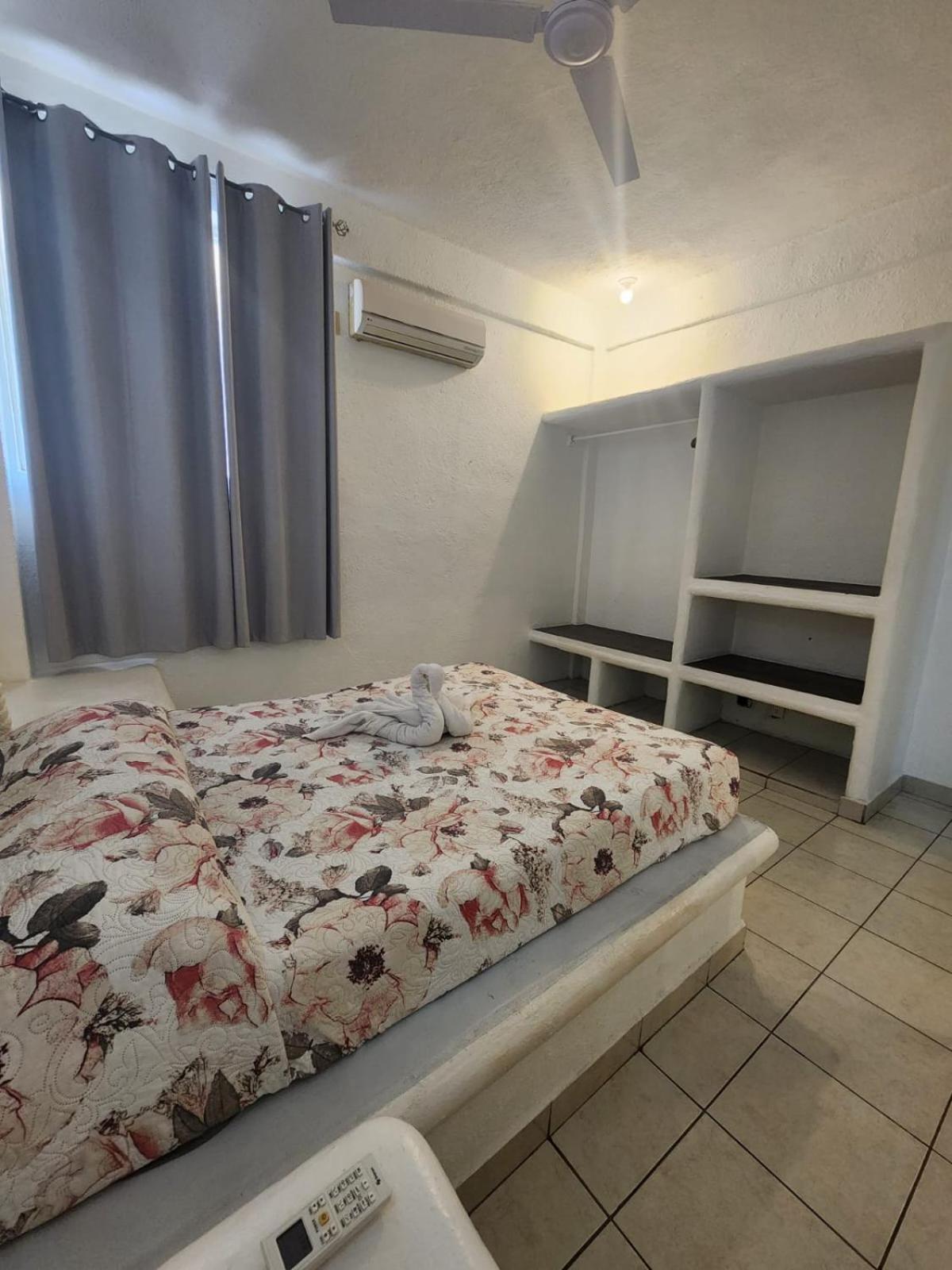 Comfy 2Bedroom Minutes From Downtown & Fast Wi-Fi Zihuatanejo Kültér fotó